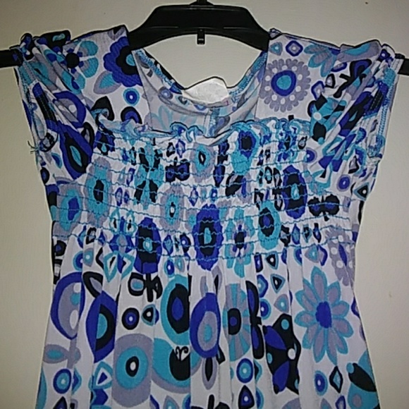 Girls top - Picture 3 of 4